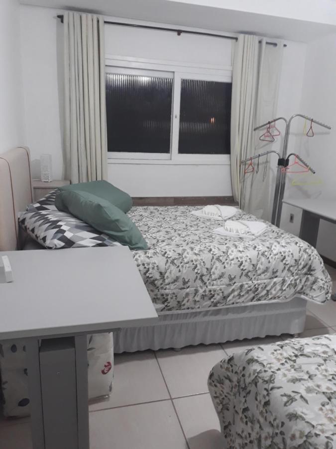 Apartamentos Por Diaria Av Domingos De Almeida Pelotas Extérieur photo